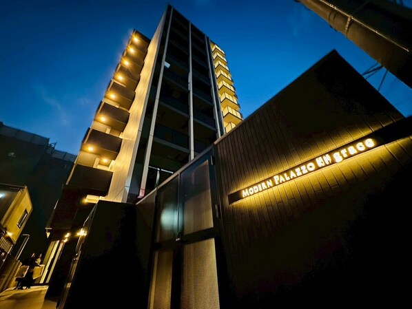 Exterior - Luxury Sweet East72 ・ Max 7 people, Pet friendly, 3 min walk from Hakozaki-Miyamae Station, New Construction (Hakozaki, Higashiku, Fukuokashi)