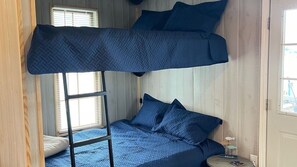 WiFi, bed sheets - Floating house on the beautiful Norris Lake! (New Tazewell)