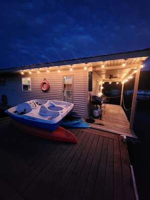 Terrace/patio - Floating house on the beautiful Norris Lake! (New Tazewell)