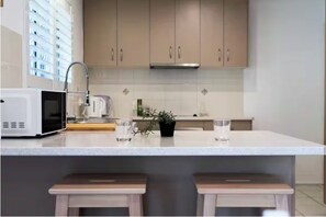Microwave, stovetop, dishwasher