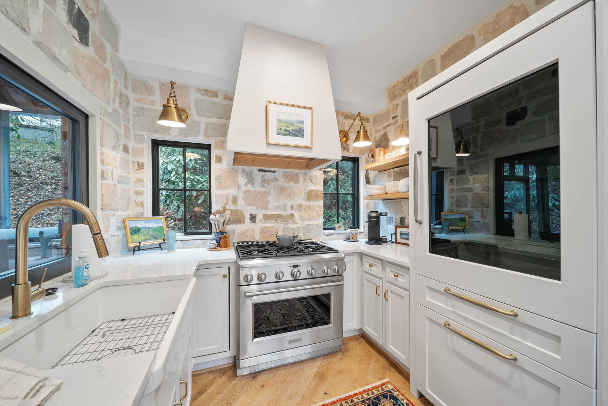 冰箱、微波炉、烤箱、洗碗机