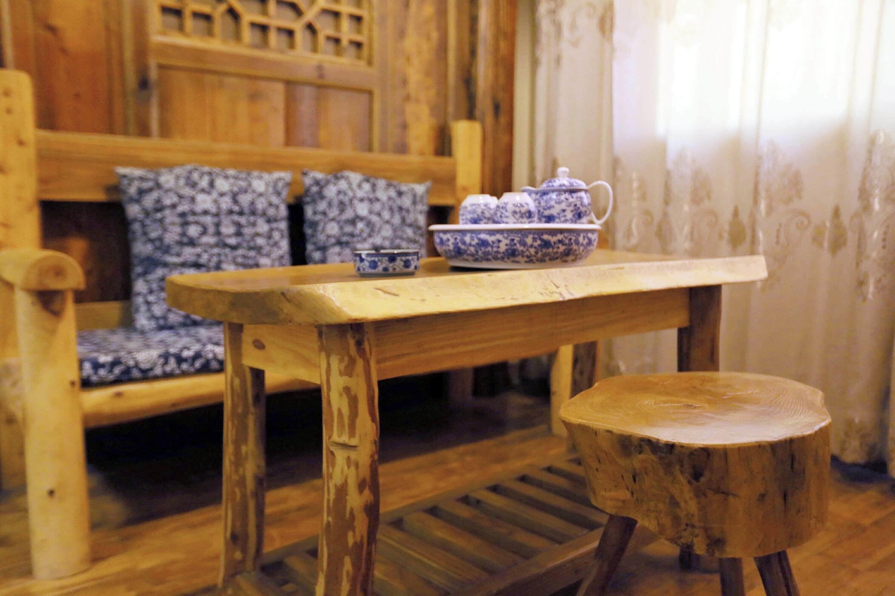 Romantic Double Room, Mountain View | Desk, laptop workspace, blackout drapes, free WiFi