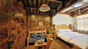 Comfort Double Room, Mountain View | Living area | TV