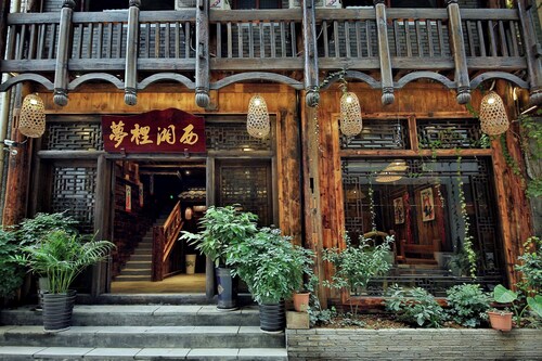 Xiangxi Dreamweaver Inn