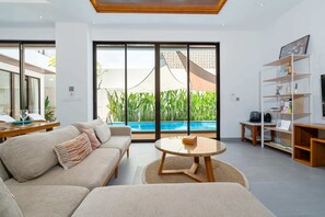 基本別墅 | 起居區 | 電視、串流服務