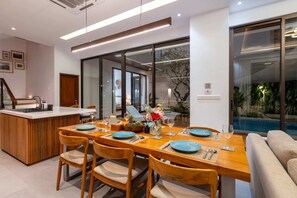 基本別墅 | 用餐區