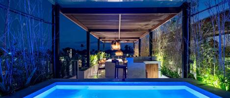 Vila Basic | Kolam renang | Kolam renang outdoor