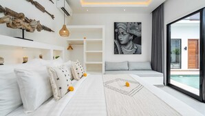 Basic Villa | 4 yatak odası, masa, dizüstü bilgisayar çalışma alanı, ütü/ütü masası
