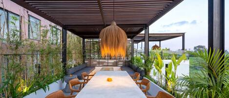 Villa Basic - havsutsikt | Restaurang utomhus