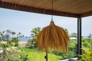 Villa de base, vue sur la mer | Terrain de l’hébergement 