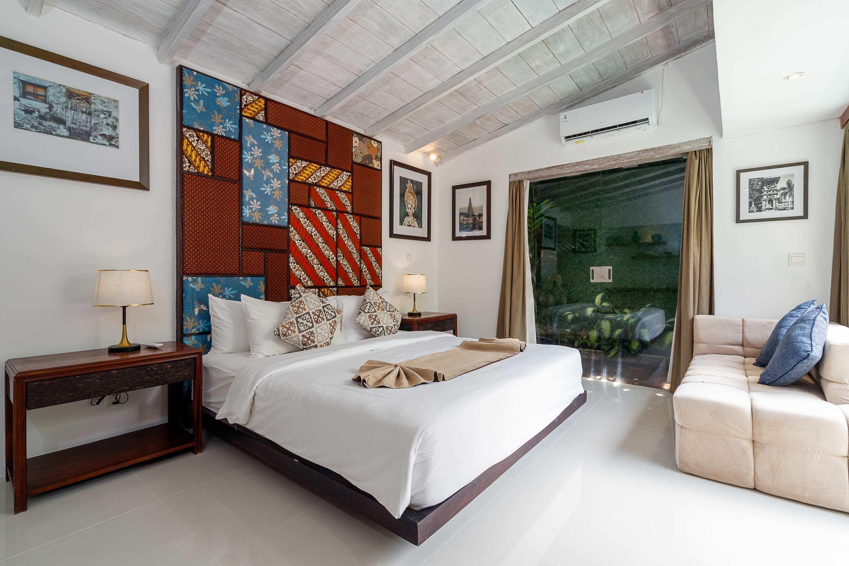 Basic House | 3 bilik tidur, meja, seterika/papan seterika, cadar katil 