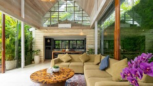 Basic House | Living area | TV, streaming services - Villa Raya (Canggu)