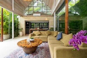 Basic House | Living area | TV, streaming services - Villa Raya (Canggu)