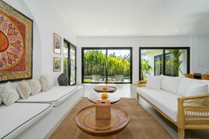 Basic Villa | Living area - Villa Sukha (Canggu)