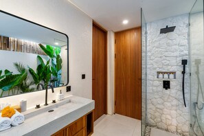 Hair dryer, towels, soap, shampoo - Villa Sevu 2 (Cemagi)