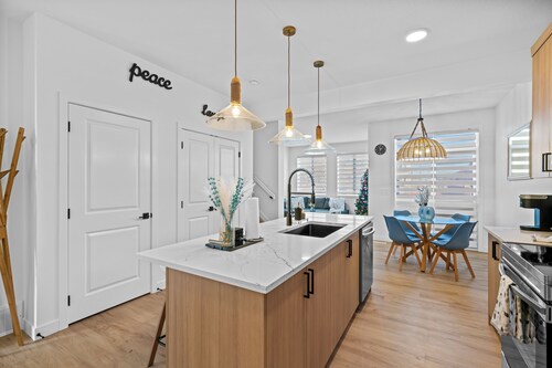 BN 3BR Full Home|Near Airport|WEM|Keswick|Sleeps 8