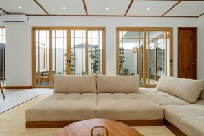 Living area - Villa Amura (Cemagi)