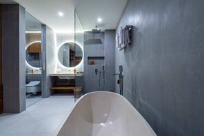 Vila básica | Banheiro | Secador de cabelo, toalhas de banho, sabonete, shampoo