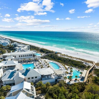 LUXURY WATERCOLOR RETREAT STEPS TO CAMP WATERCOLOR 6P GOLFCART BIKES BEACH&POOLS