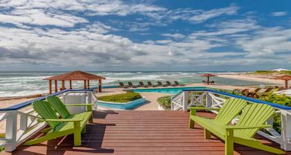 Harbour View Cottage at Abaco Inn