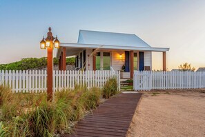 Exterior - Hill Top Cottage at Abaco Inn (Elbow cay)