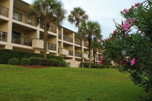 Exterior - Beautiful Ocean Views & Coastal Comfort at Ocean Villas 16 (St. Augustine)