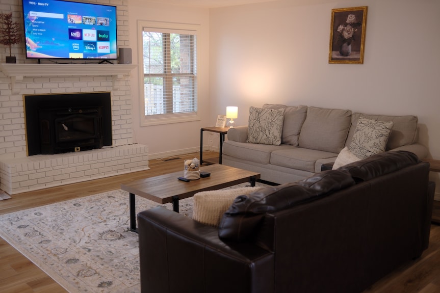 Comfortable Home Near Coxhealth & Msu - Fenced Yard - Springfield, MO