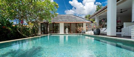 Basic-villa | Pool | Udendørs pool