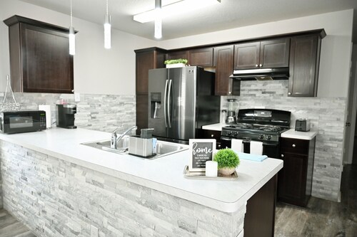 Comfortable & Private Home
 Perfect for Families & Business Travelers!