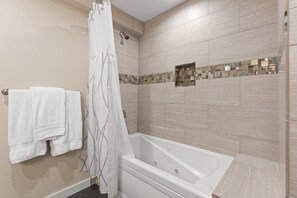 Shower, jetted bath, hair dryer, towels - Modern Tahoe Retreat | Remodeled Near Skiing | HNC0658 (Stateline)