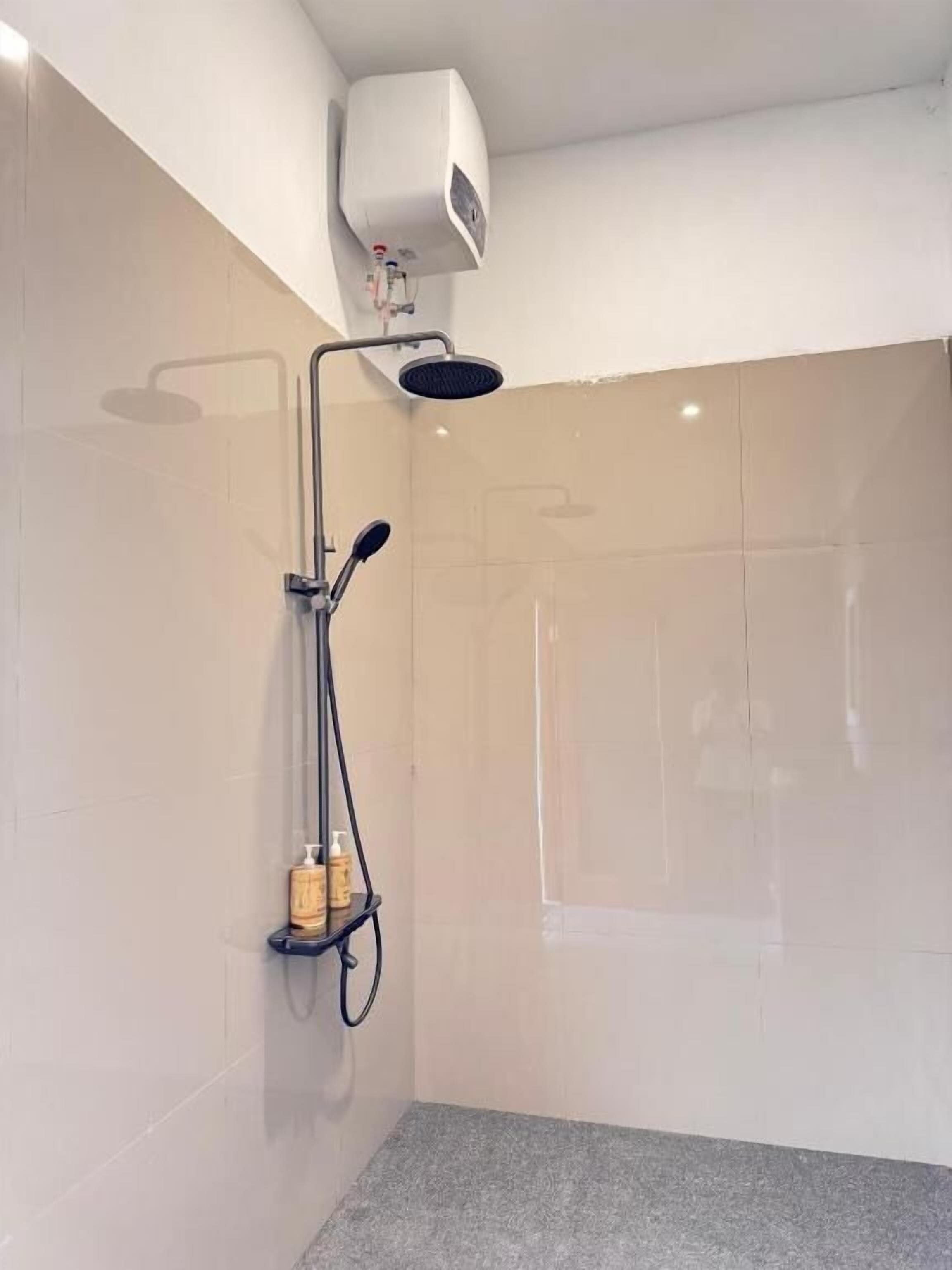 Free toiletries, hair dryer, towels, soap