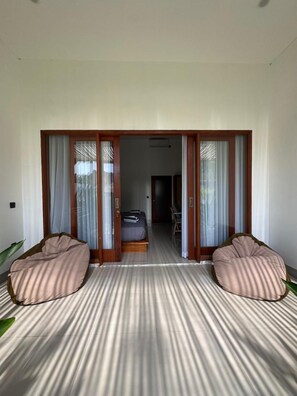 Comfort Double or Twin Room, Balcony, Garden View | Terrace/patio - Turtle House 2 Lombok (sukadana, pujut, lombok tengah)
