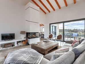 TV - Maison Paradis by Interhome (Poreč/Višnjan)