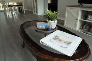 Interior - Horse Country Getaway –3BR 2 bath Home Near WEC, HITS & Rainbow Springs & Fast (Ocala)