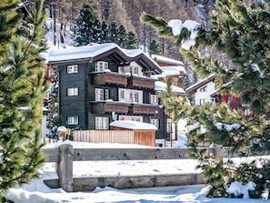 Exterior - Apartment Laurin by Interhome (Zermatt)