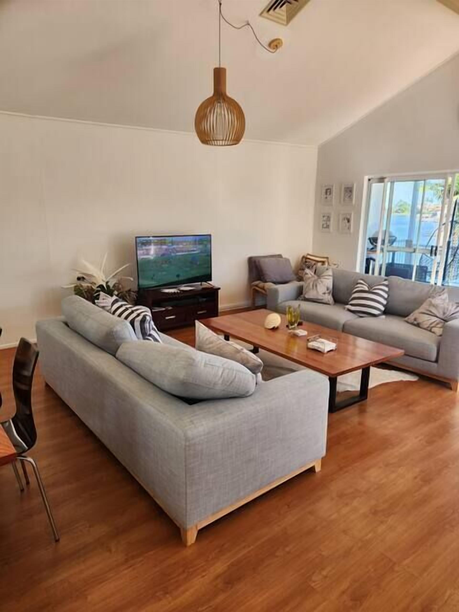 TV, computer monitors