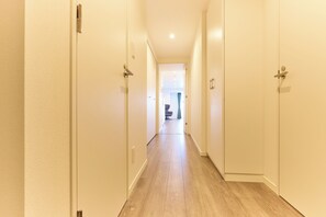 Blackout drapes, free WiFi - VORT Yamabukicho Residence (Tokyo)