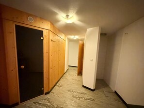 Apartment | Spa treatment - Apartment With Alpine Views (Fuegenberg)