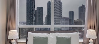 Corporate 2 Bed 2 Bath Condo • Celebration Square • 1Parking