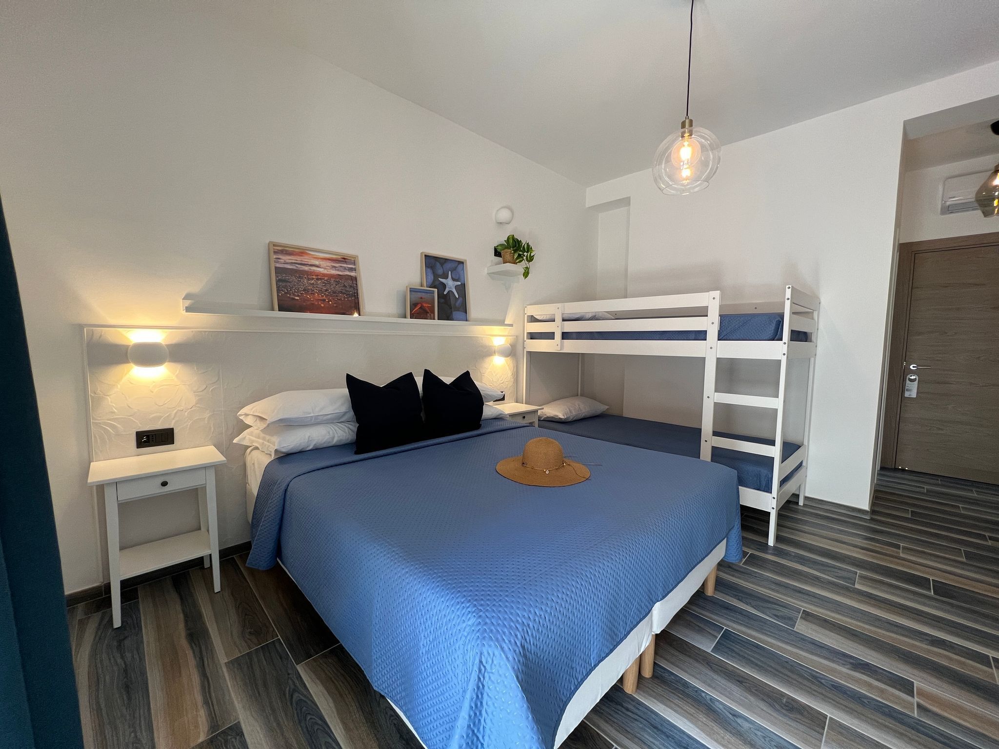 Schreibtisch, Internetzugang