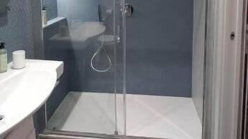 Dusche, Haartrockner