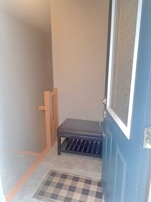 Interior - Bright & Cozy Apartment in Ottawa (Ottawa, ON)