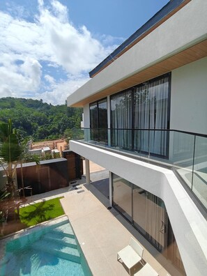 Terrace/patio - P5V2 4BR AILEEN LAYAN (Choeng Thale)