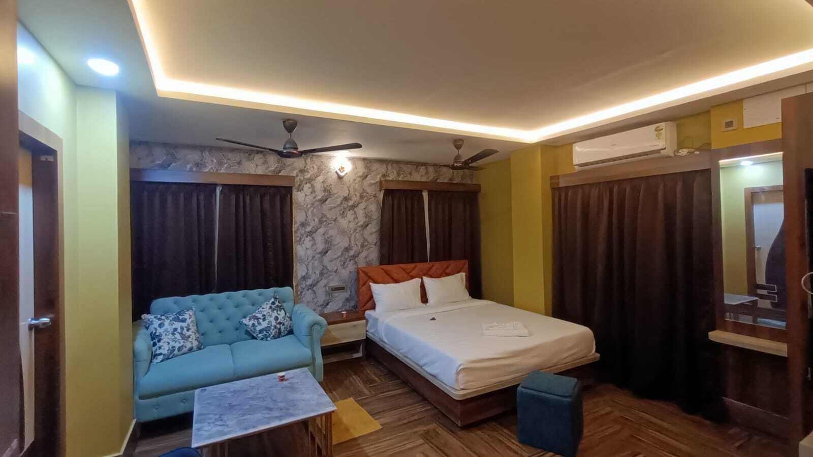 Deluxe Double or Twin Room | Desk, laptop workspace, free WiFi