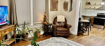 Bison Hall 8, 1 block from Harding, no cleaning fee