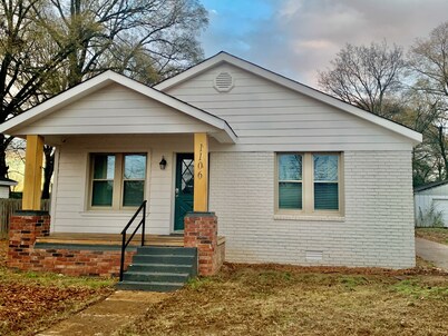 Bison Hall 8, 1 block from Harding, no cleaning fee