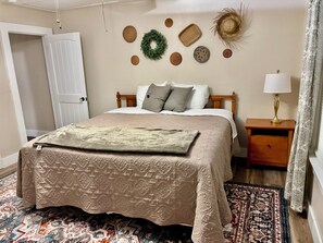 3 chambres, fer et planche à repasser, Wi-Fi, draps fournis