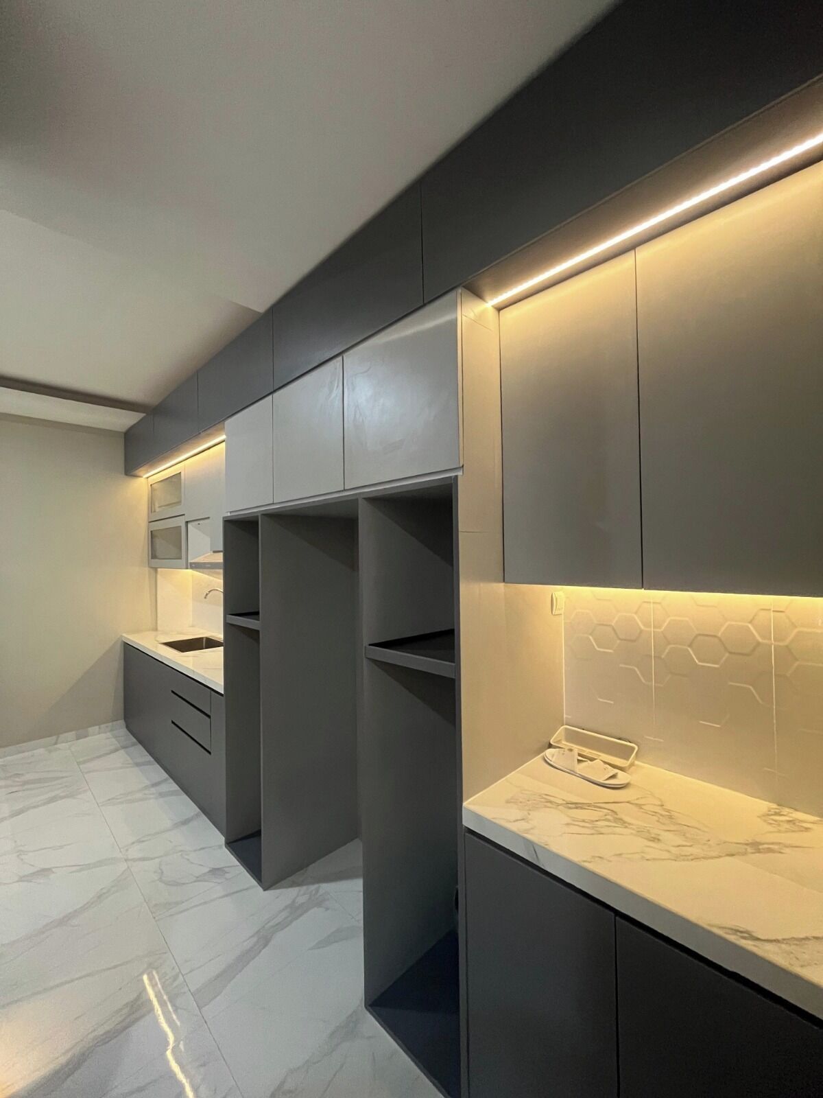 Appartamento familiare | Una scrivania, postazione laptop, tende oscuranti, insonorizzazione