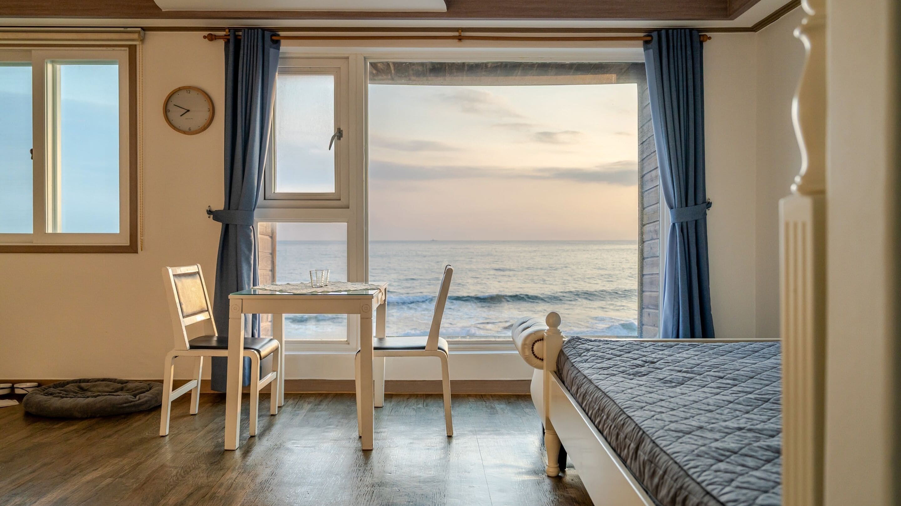 Basic Room, 1 Bedroom (Room 202 (Ocean View)) | 1 bedroom, free WiFi