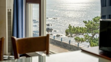 Habitación básica, 1 habitación (Room 301 (Ocean View)) | 1 dormitorio y wifi gratis